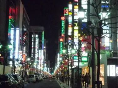 銀座で高級クラブやキャバクラなどのお仕事探しをする際の注意点「銀座クラブ求人エージェントLUCE」